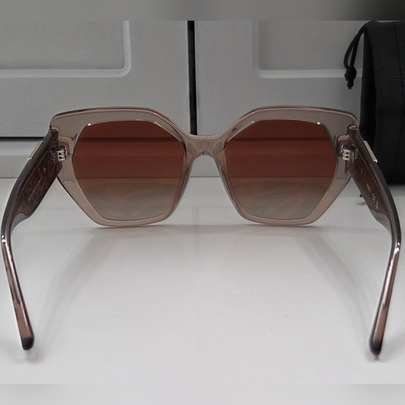 Guess GU7741 Oversized Geometric Sunglasses Tortoiseshell Brown 57-17-140 NEW main image 4